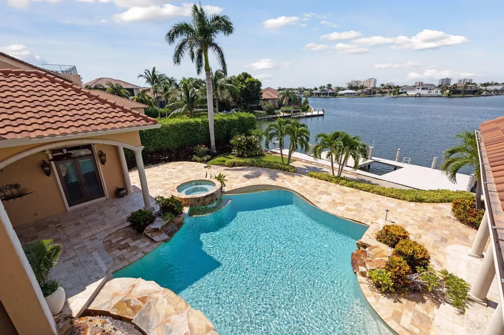 580 S Heathwood Drive Marco Island FL 34145
