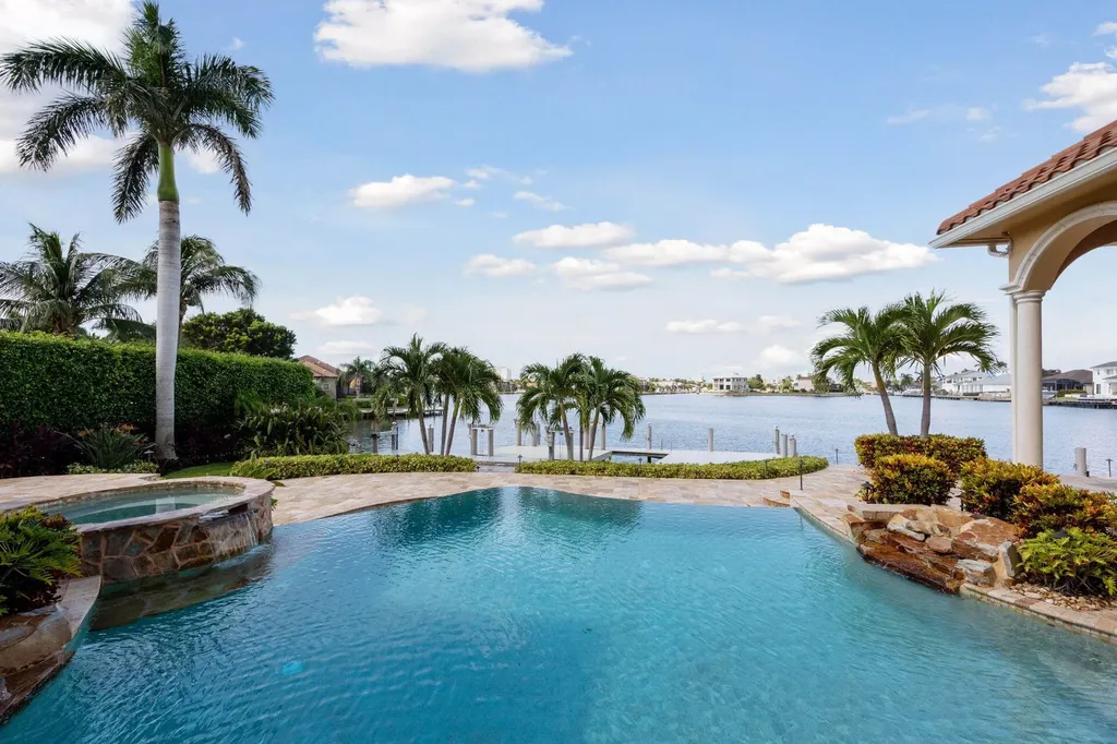 580 S Heathwood Drive Marco Island FL 34145