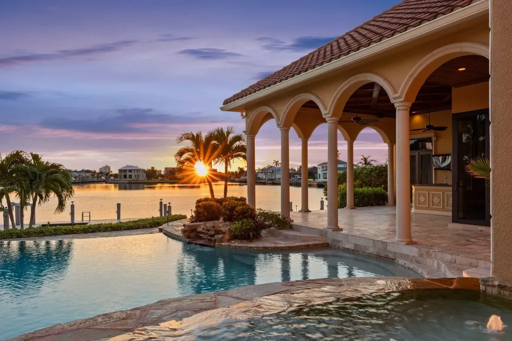 580 S Heathwood Drive Marco Island FL 34145