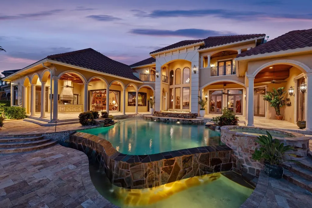 580 S Heathwood Drive Marco Island FL 34145