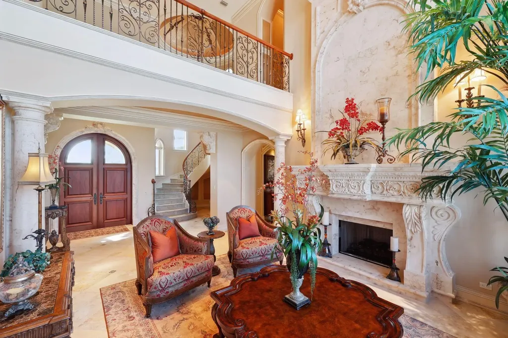 580 S Heathwood Drive Marco Island FL 34145