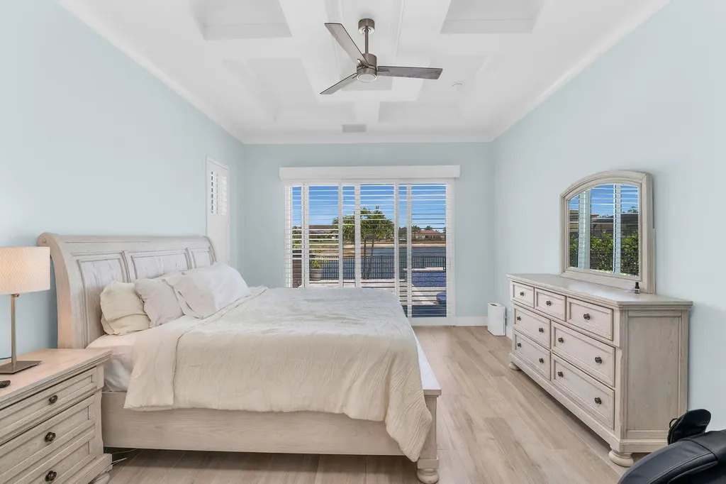 3697 Sapphire Cove Circle Naples FL 34114