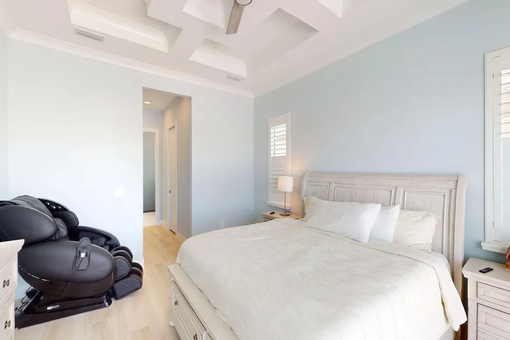 3697 Sapphire Cove Circle Naples FL 34114