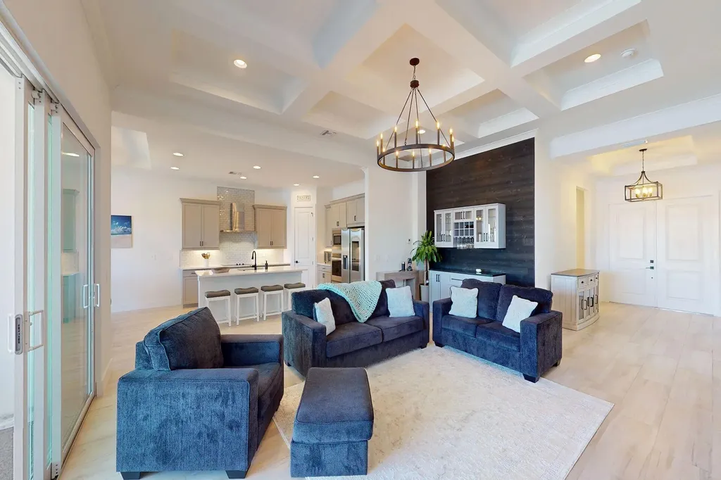 3697 Sapphire Cove Circle Naples FL 34114