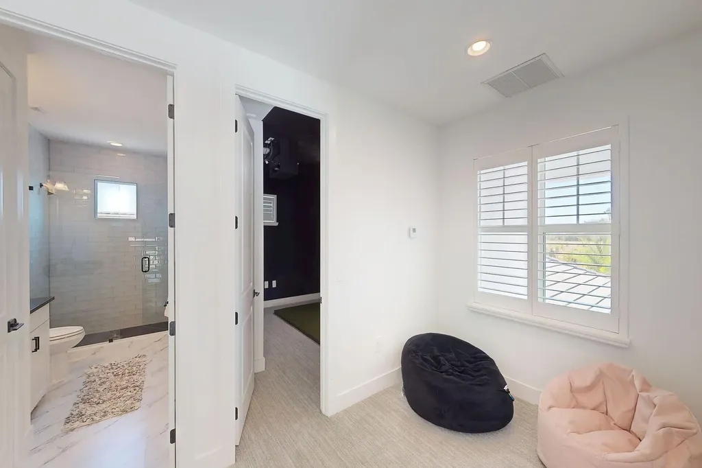 3697 Sapphire Cove Circle Naples FL 34114