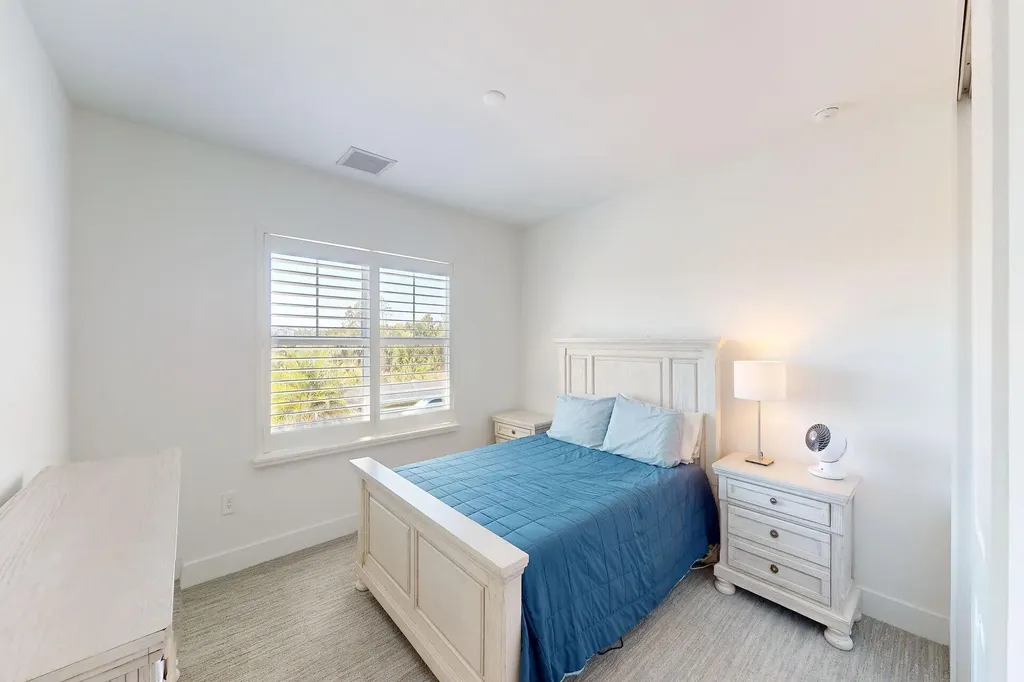 3697 Sapphire Cove Circle Naples FL 34114