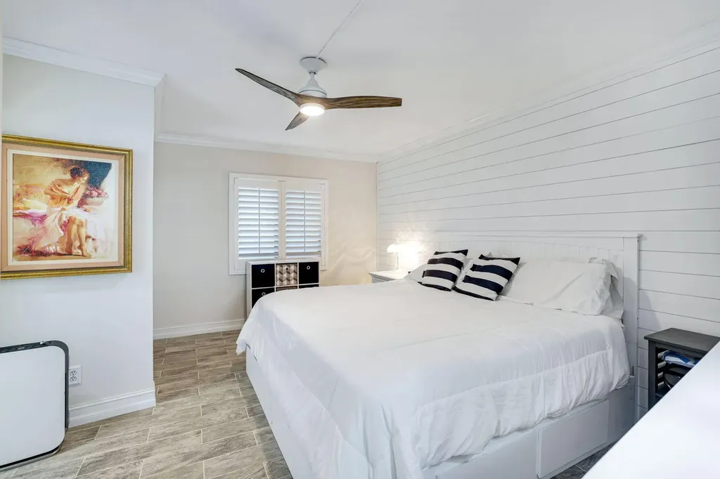 1085 Bald Eagle Drive Marco Island FL 34145