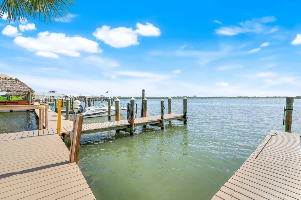 1085 Bald Eagle Drive Marco Island FL 34145