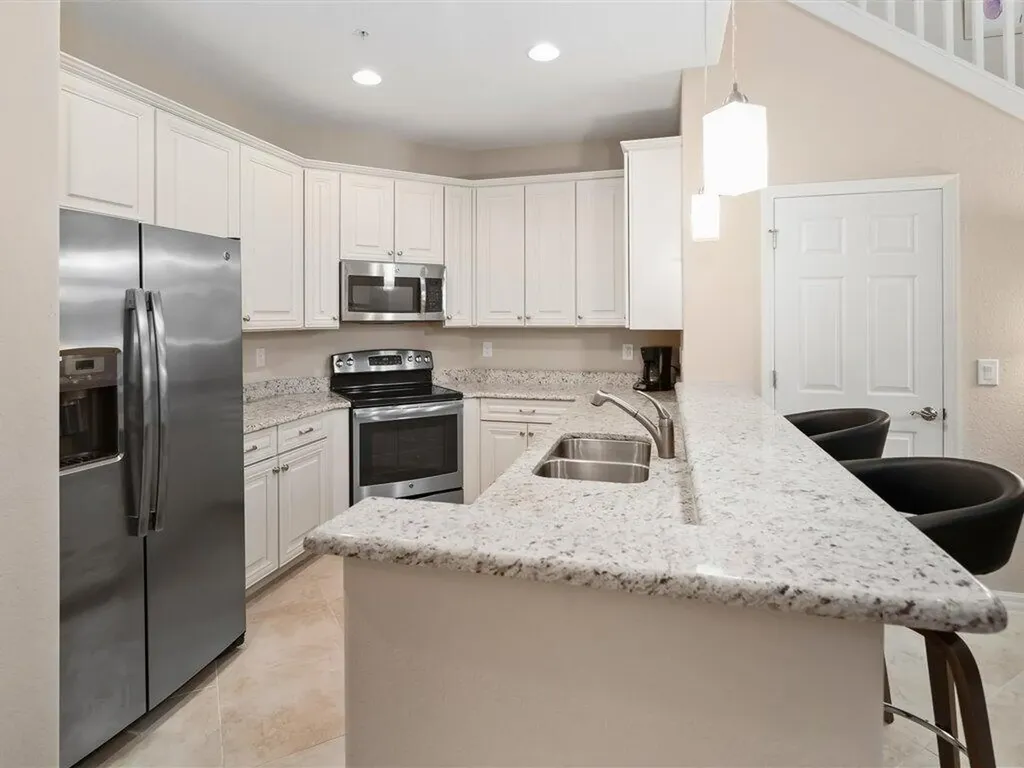 9071 Albion Lane N Naples FL 34113