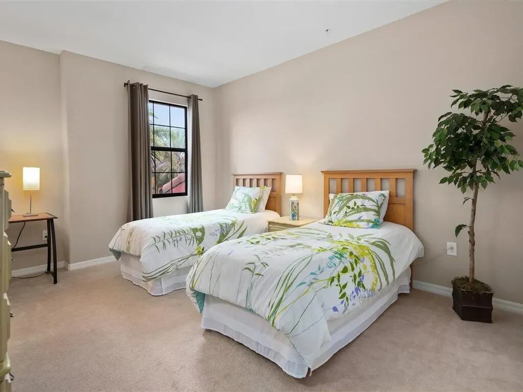 9071 Albion Lane N Naples FL 34113