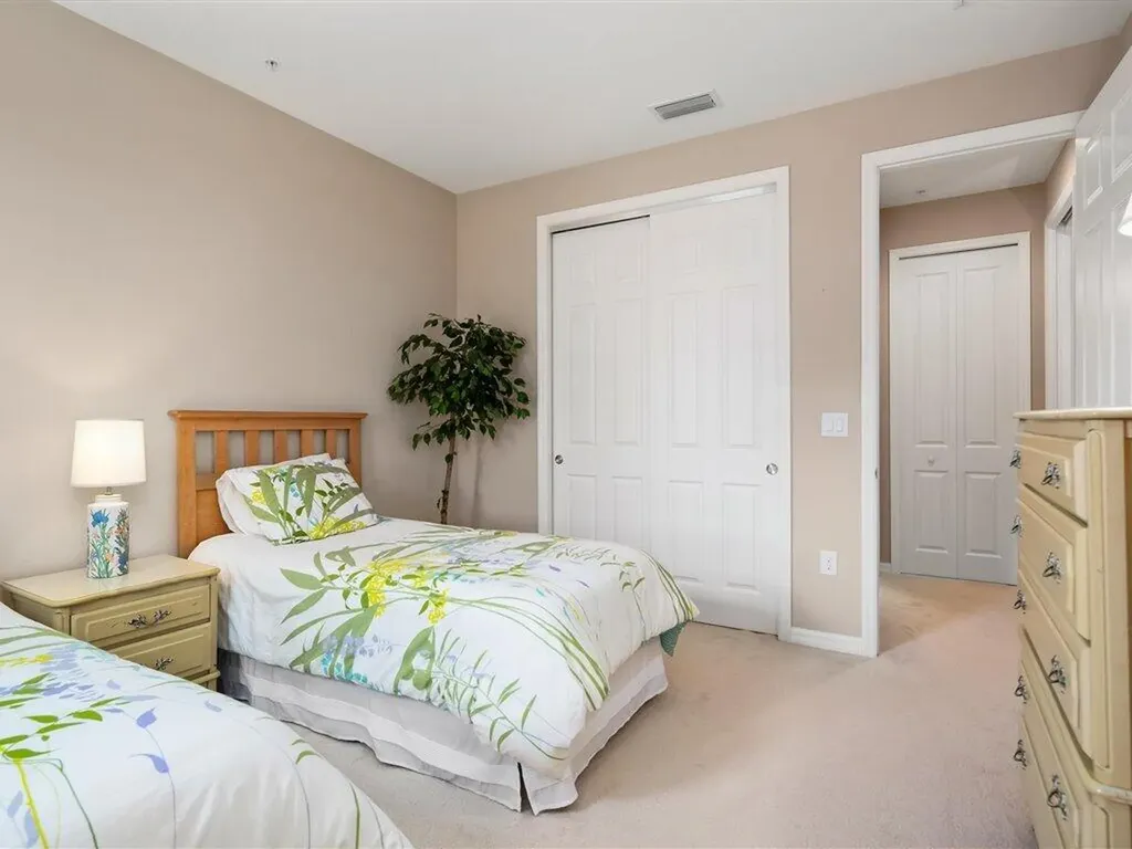 9071 Albion Lane N Naples FL 34113