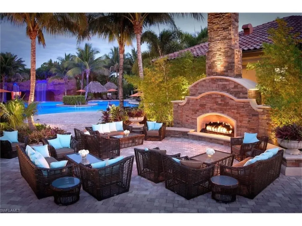 9071 Albion Lane N Naples FL 34113