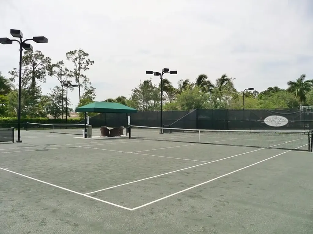 9071 Albion Lane N Naples FL 34113