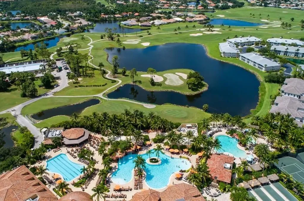 9071 Albion Lane N Naples FL 34113