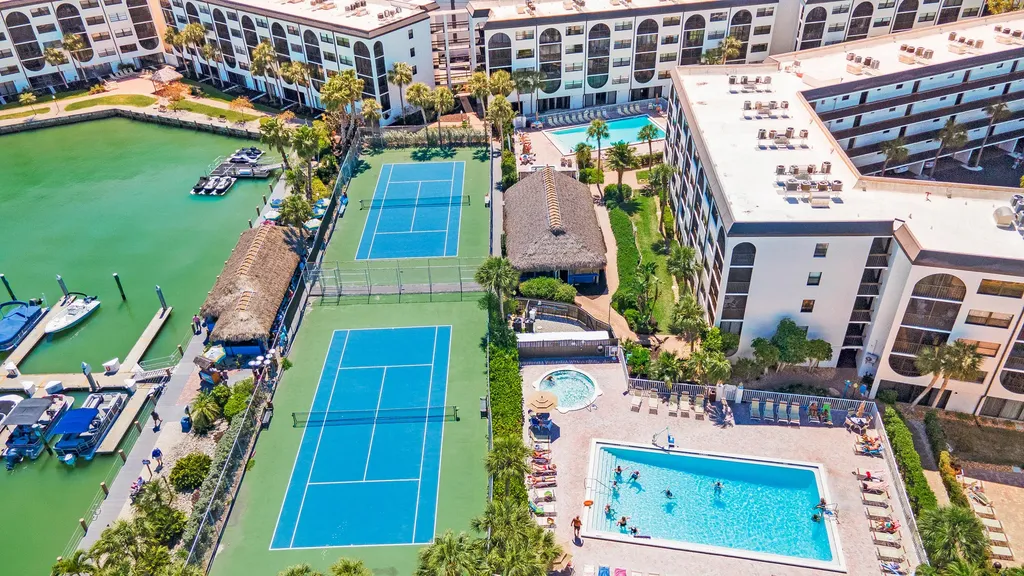 1023 Anglers Marco Island FL 34145