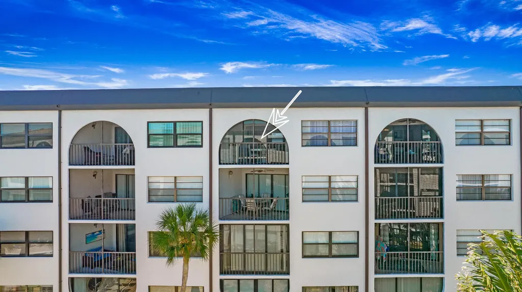 1023 Anglers Marco Island FL 34145