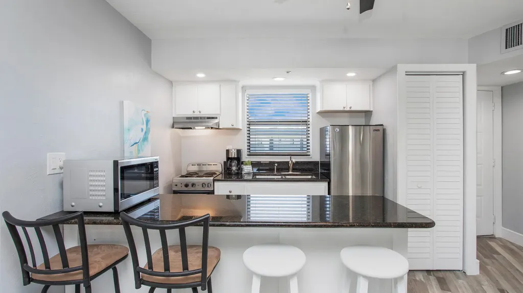 1023 Anglers Marco Island FL 34145