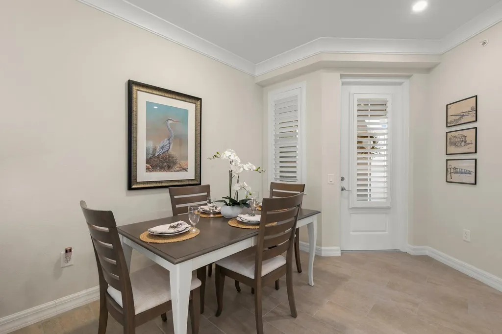 238 Indies Drive E Naples FL 34114