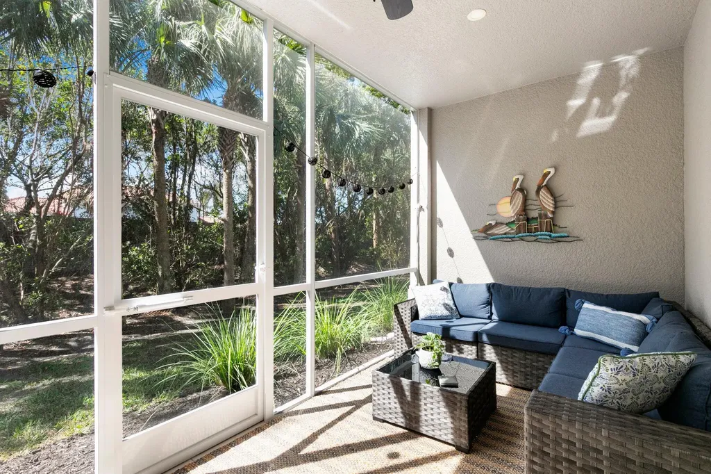 238 Indies Drive E Naples FL 34114