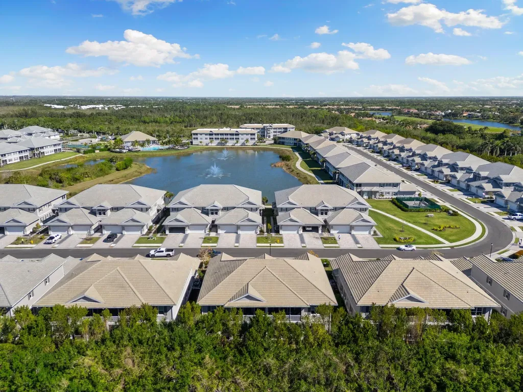 238 Indies Drive E Naples FL 34114