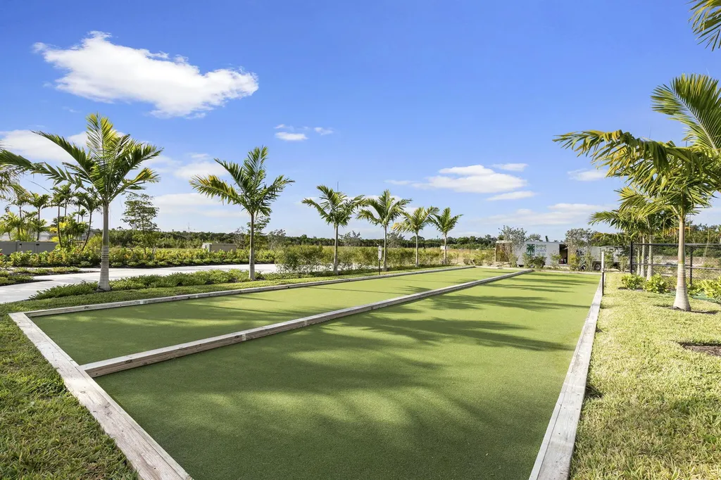 238 Indies Drive E Naples FL 34114