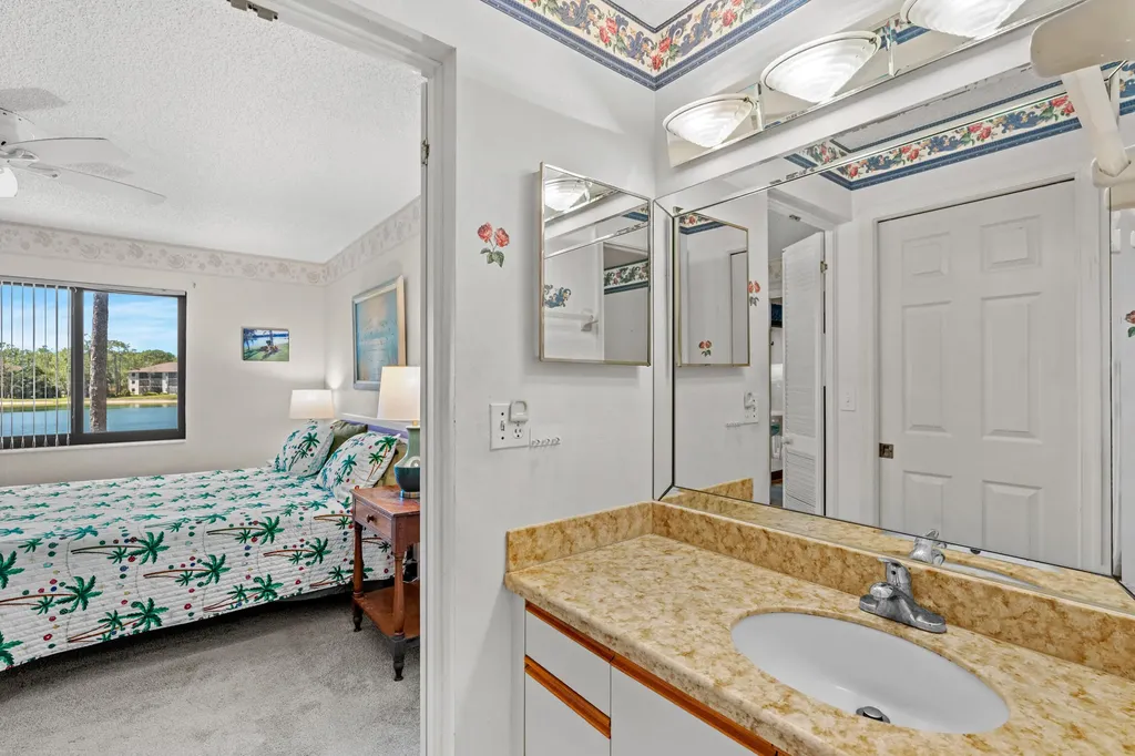 5776 Deauville Circle Naples FL 34112