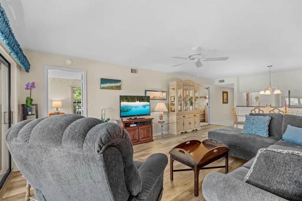 5776 Deauville Circle Naples FL 34112