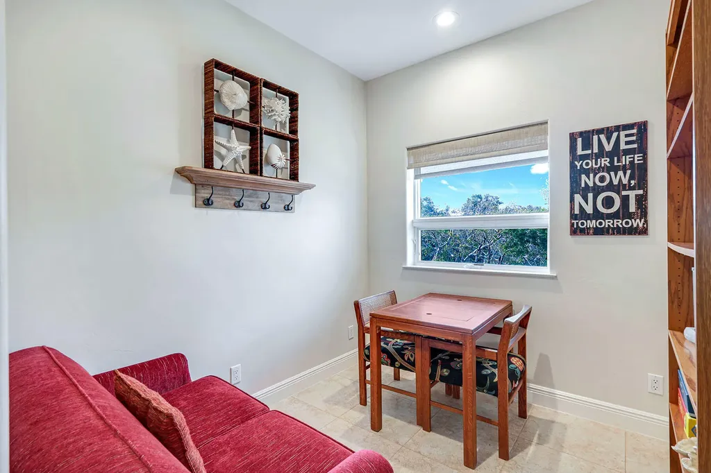 685 Embassy Court Marco Island FL 34145