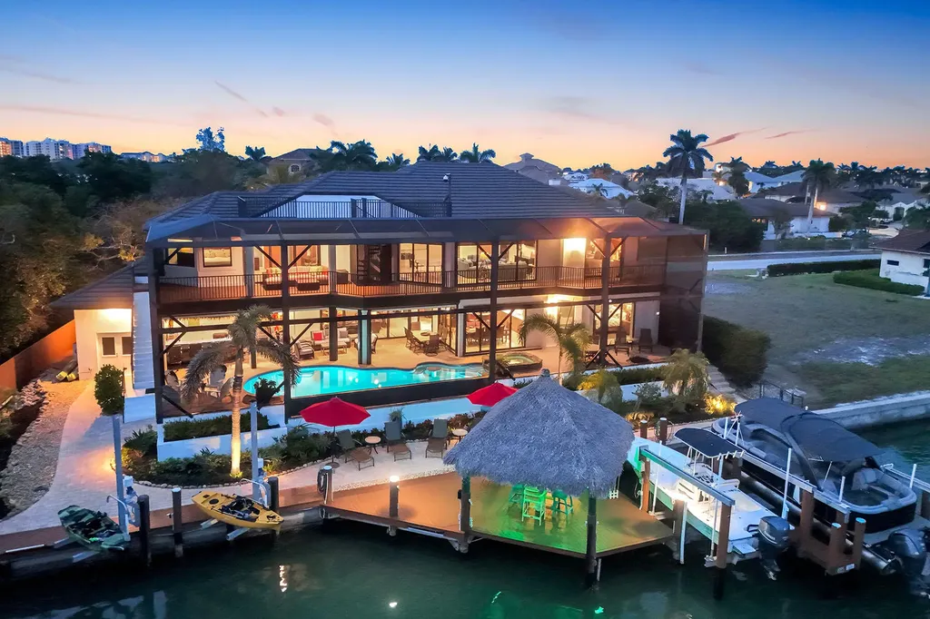 685 Embassy Court Marco Island FL 34145