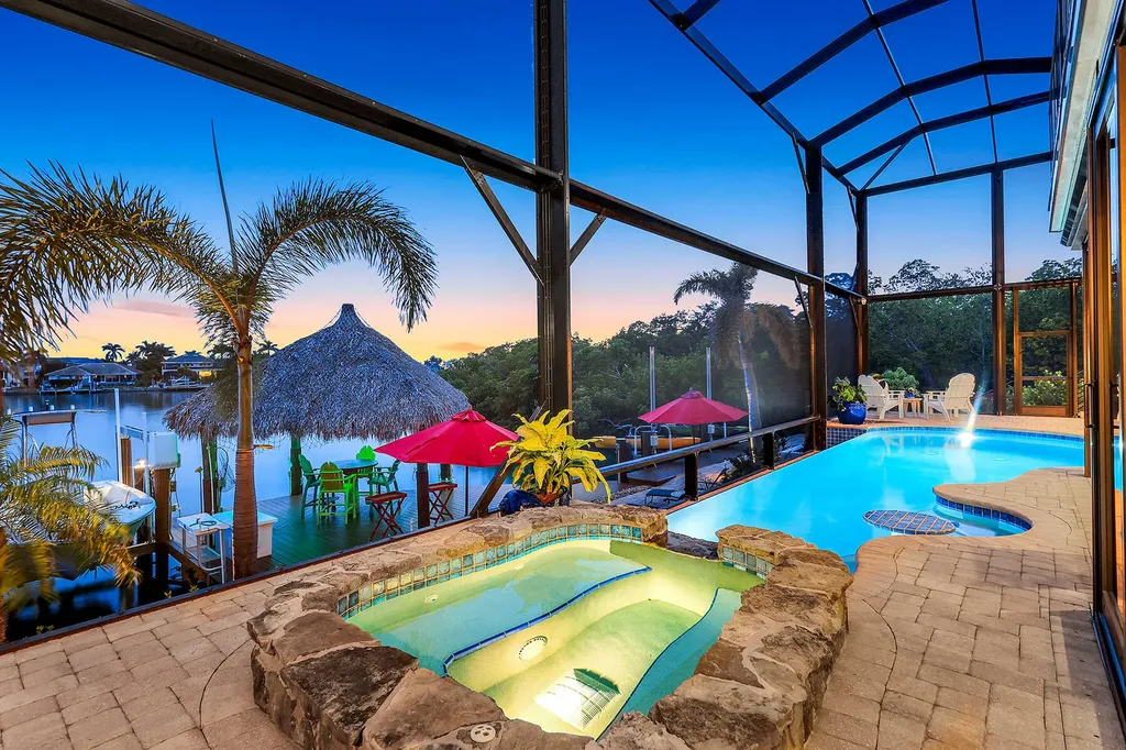 685 Embassy Court Marco Island FL 34145