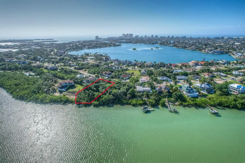621 Inlet Drive Marco Island FL 34145