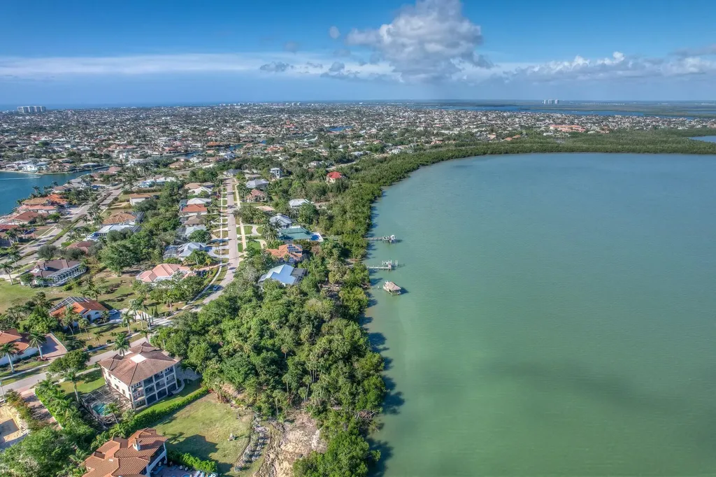 621 Inlet Drive Marco Island FL 34145