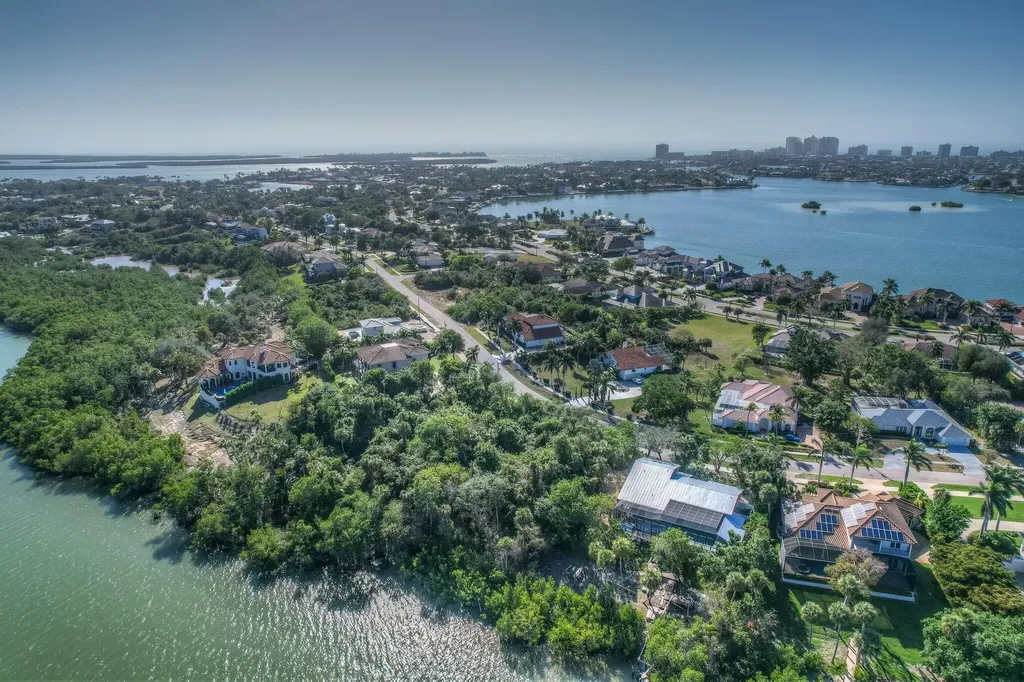 621 Inlet Drive Marco Island FL 34145