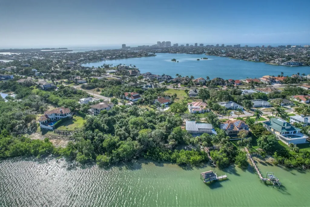 621 Inlet Drive Marco Island FL 34145