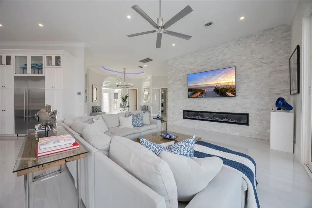 190 Post Court Marco Island FL 34145