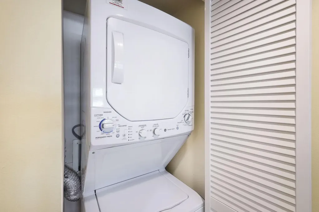 169 S Collier Marco Island FL 34145