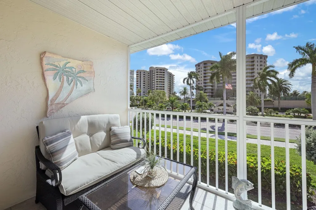 169 S Collier Marco Island FL 34145