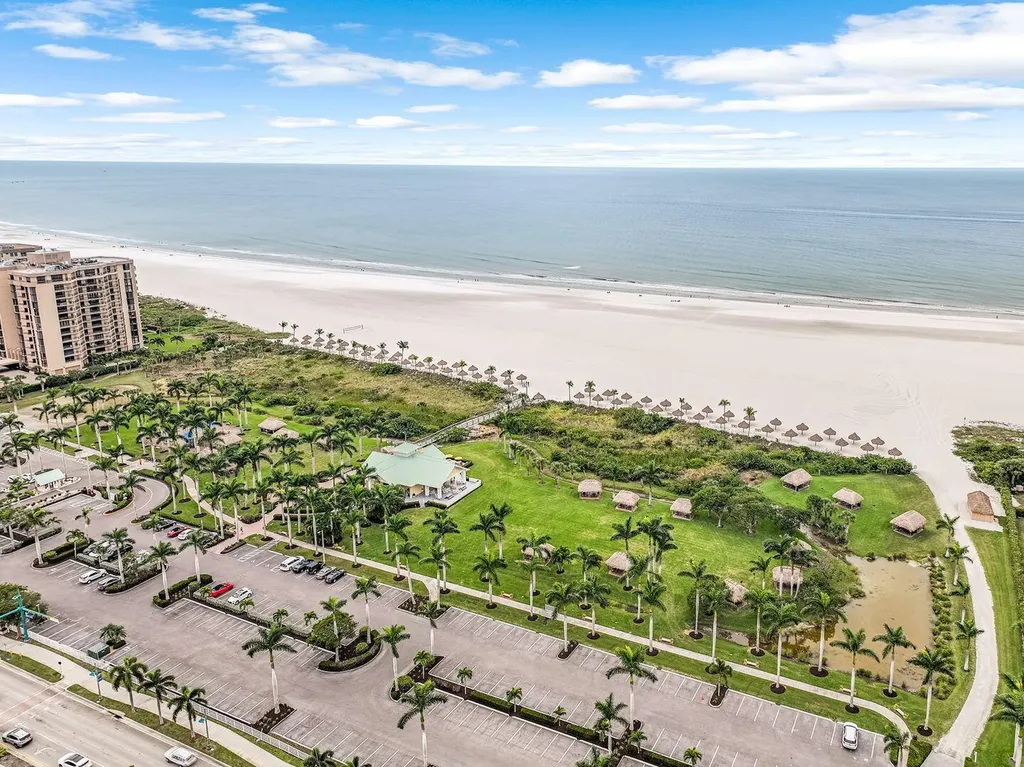 169 S Collier Marco Island FL 34145