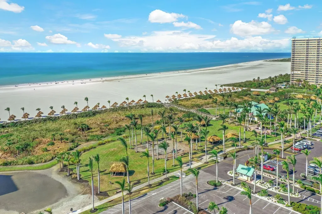 169 S Collier Marco Island FL 34145