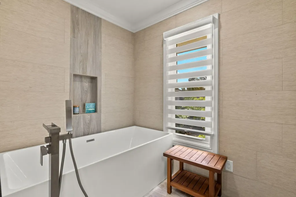 1236 Lamplighter Court Marco Island FL 34145