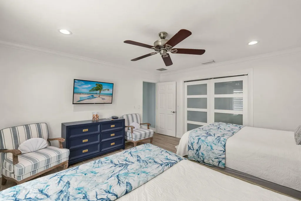 1236 Lamplighter Court Marco Island FL 34145