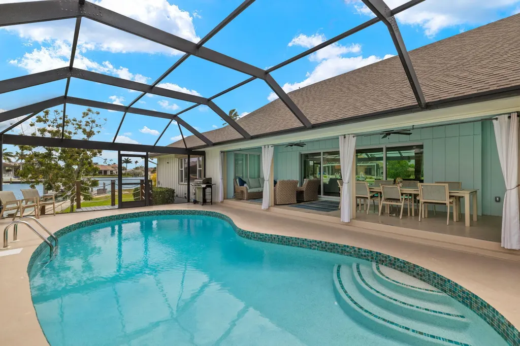 1236 Lamplighter Court Marco Island FL 34145