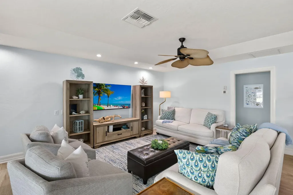 1236 Lamplighter Court Marco Island FL 34145