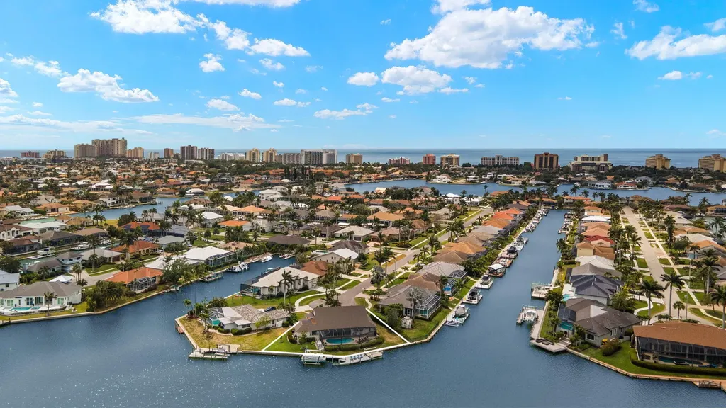 1236 Lamplighter Court Marco Island FL 34145