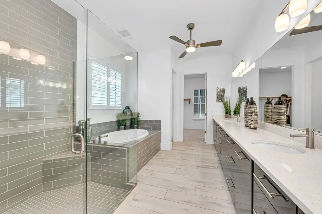 3225 Cotuit Court Naples FL 34114