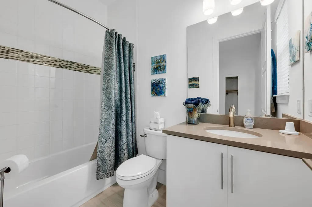 3225 Cotuit Court Naples FL 34114