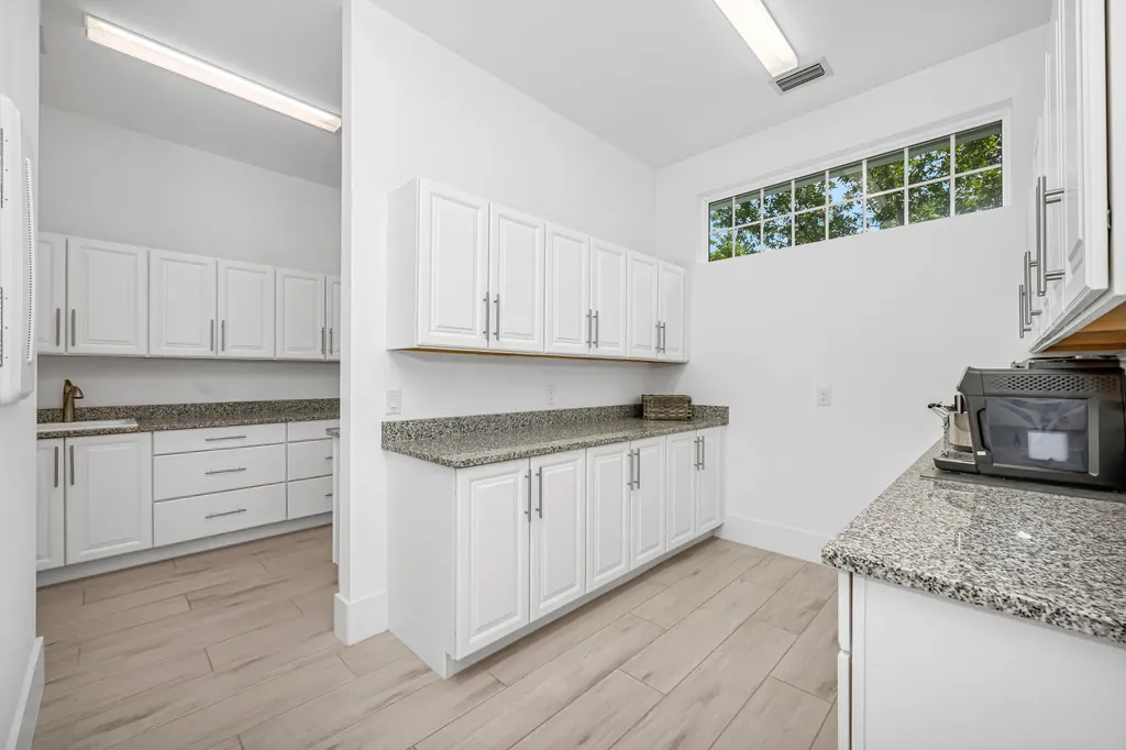 3225 Cotuit Court Naples FL 34114