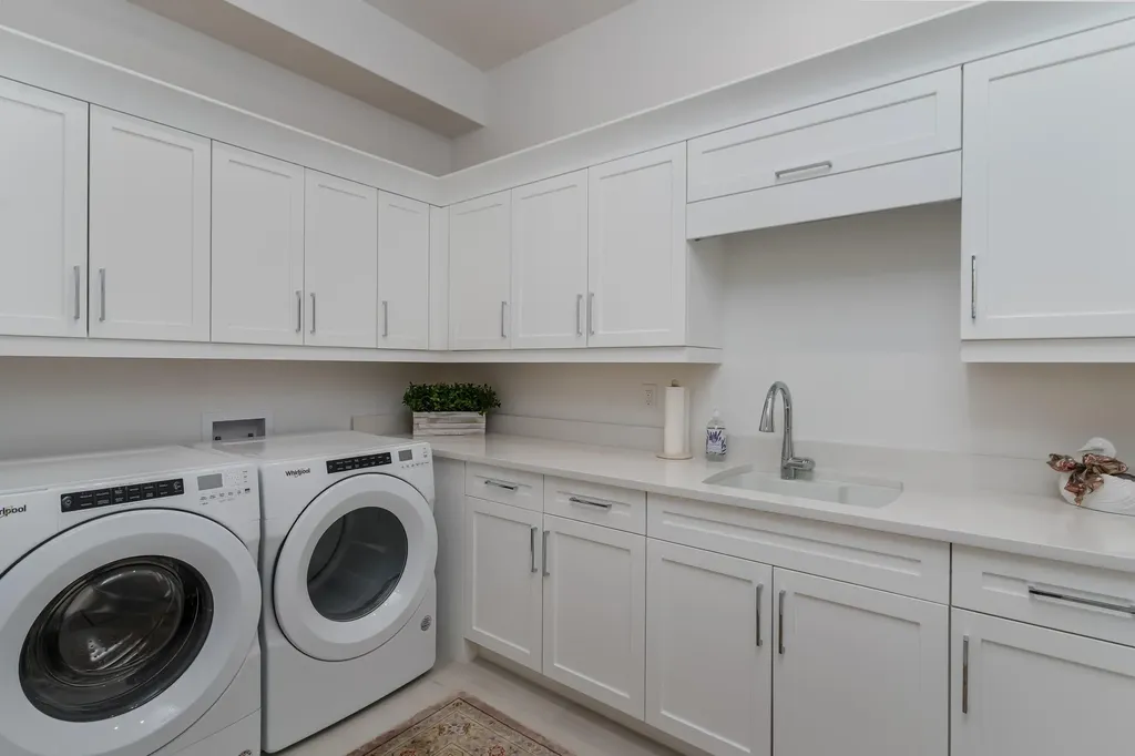 3287 Kumamoto Lane Naples FL 34114