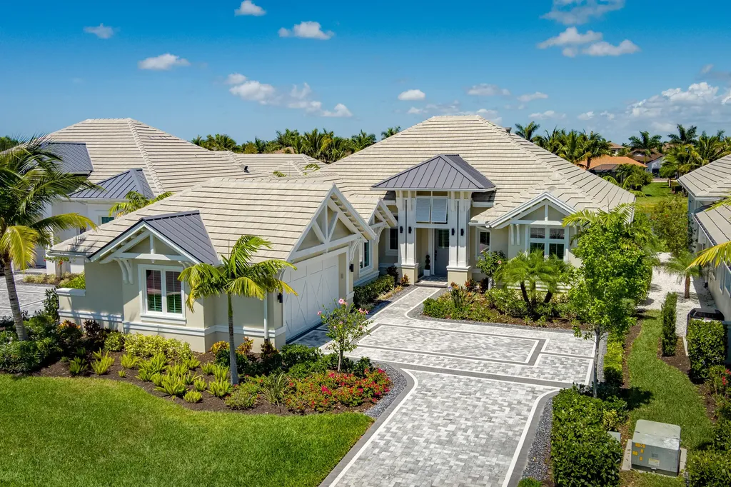 3287 Kumamoto Lane Naples FL 34114