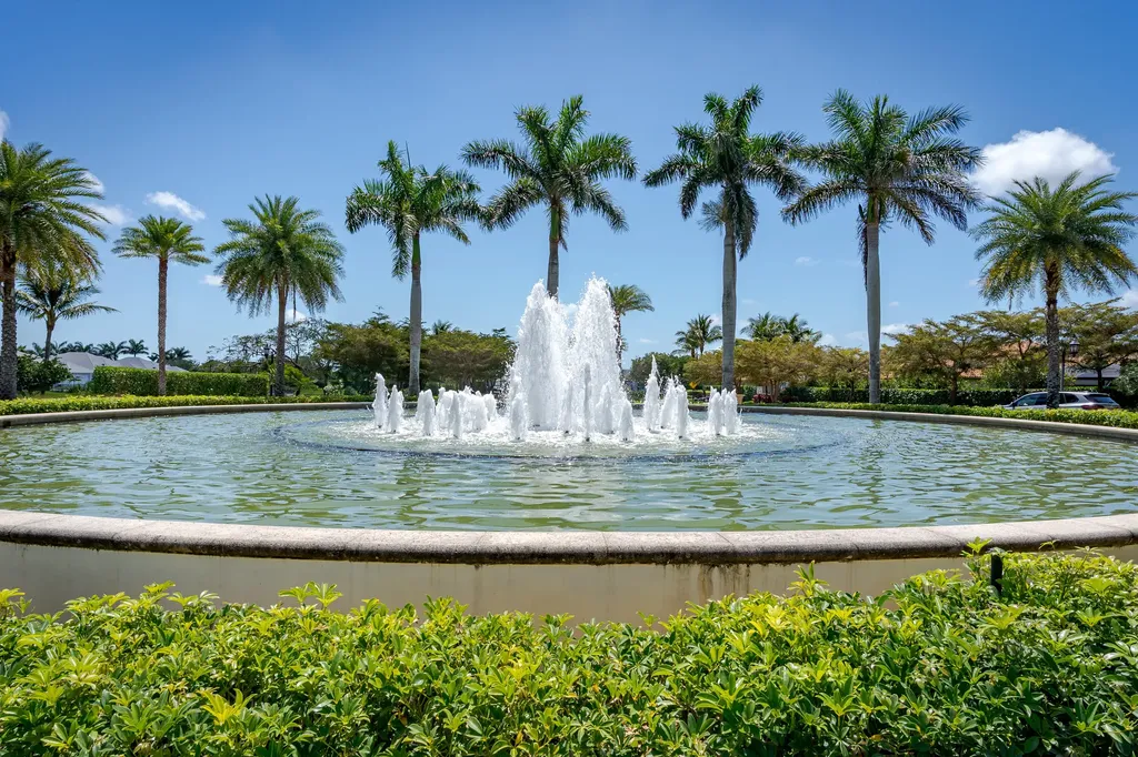 3287 Kumamoto Lane Naples FL 34114